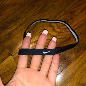 Nike headband